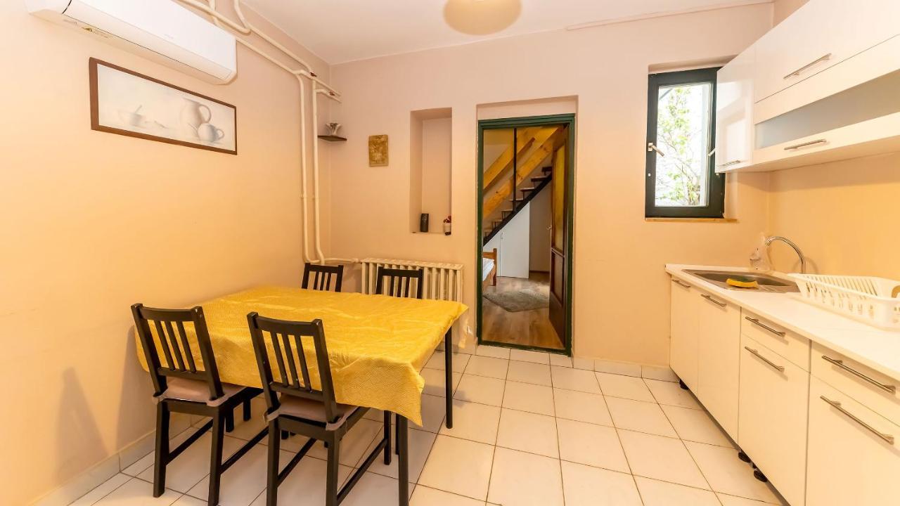 에게르 Csillagtura Panzio B&B 외부 사진