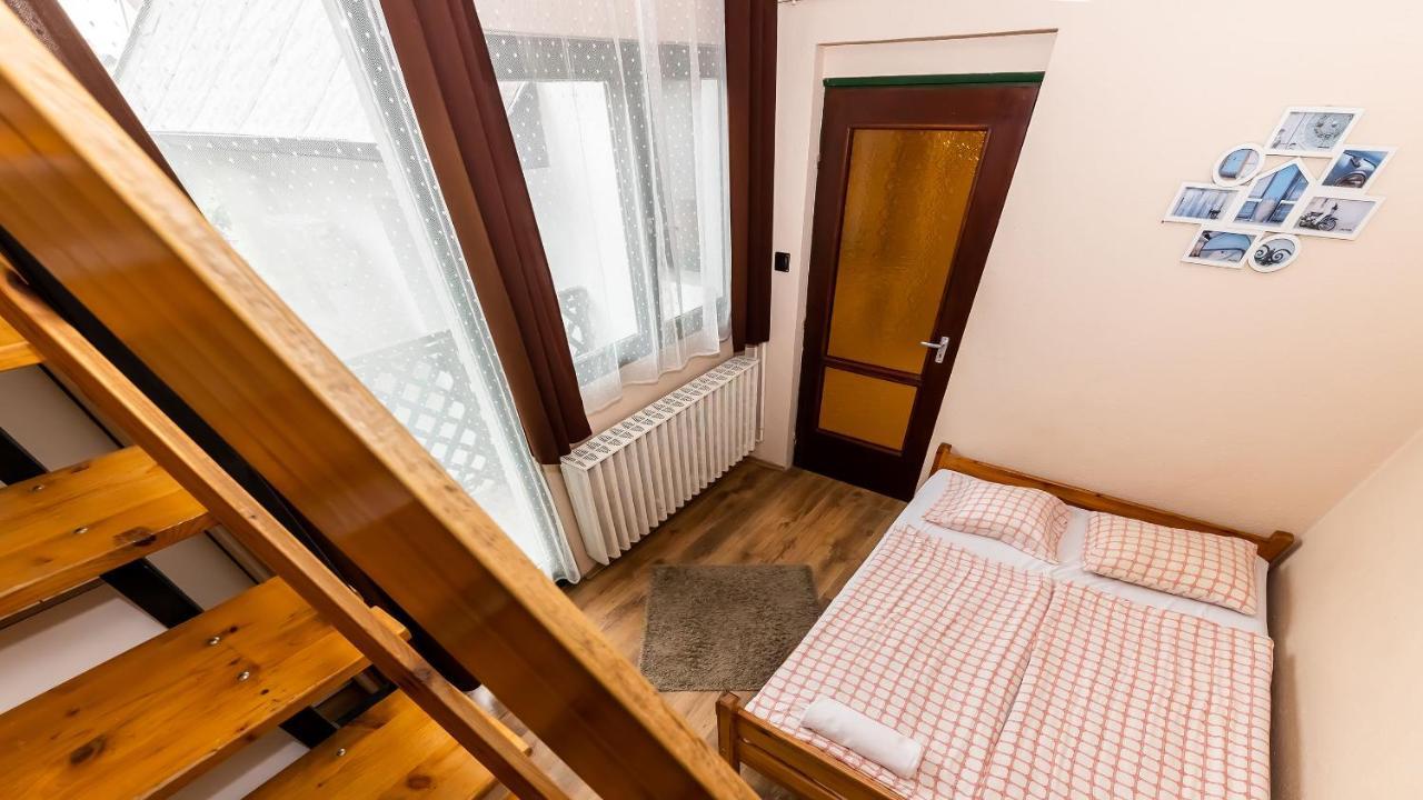 에게르 Csillagtura Panzio B&B 외부 사진