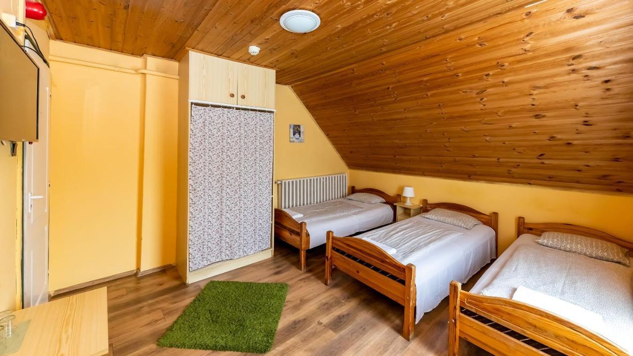 에게르 Csillagtura Panzio B&B 외부 사진