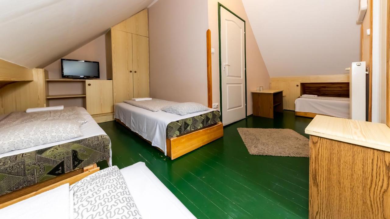 에게르 Csillagtura Panzio B&B 외부 사진