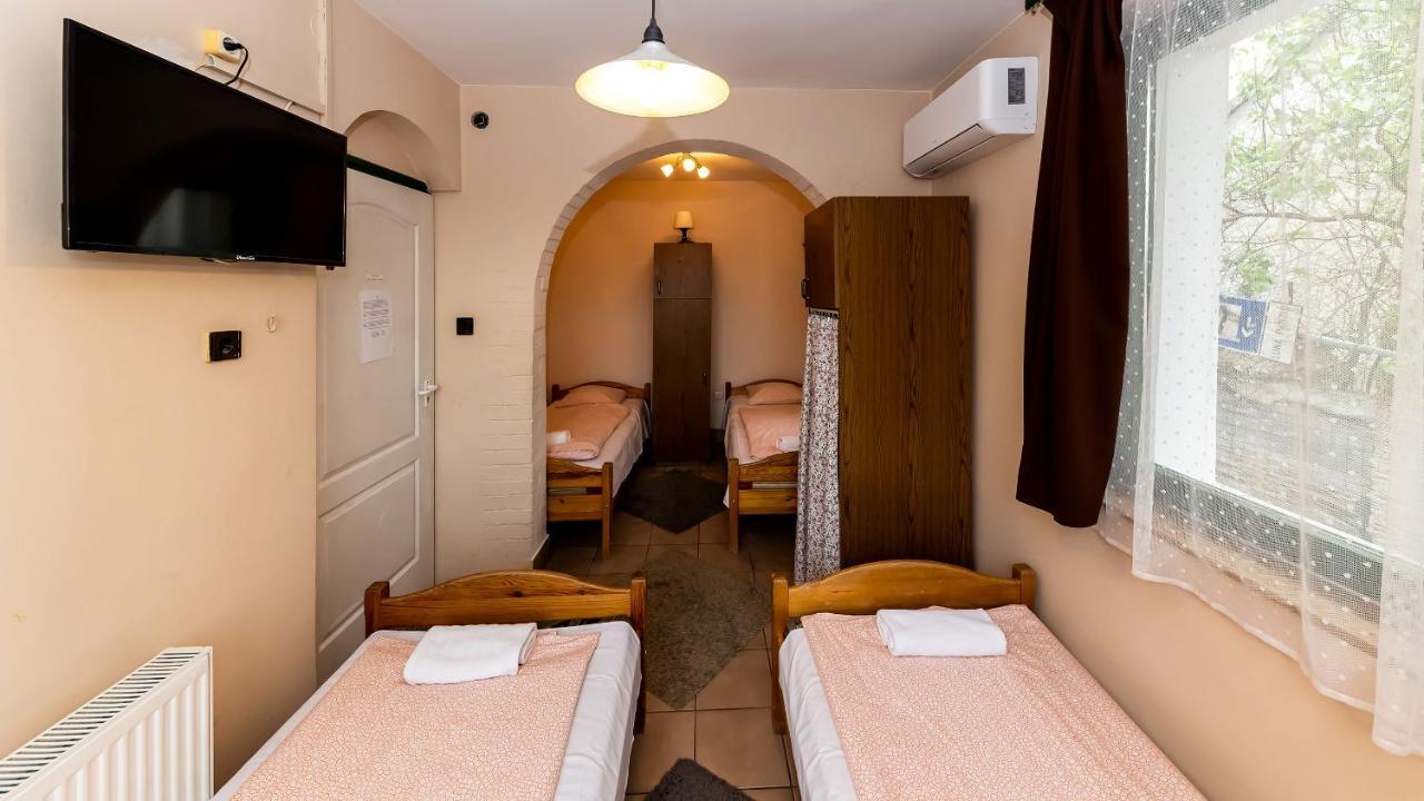 에게르 Csillagtura Panzio B&B 외부 사진
