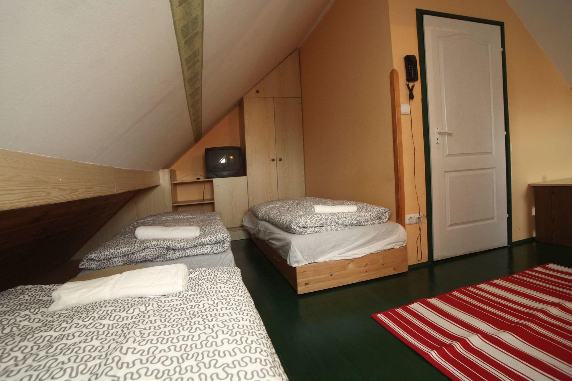 에게르 Csillagtura Panzio B&B 외부 사진
