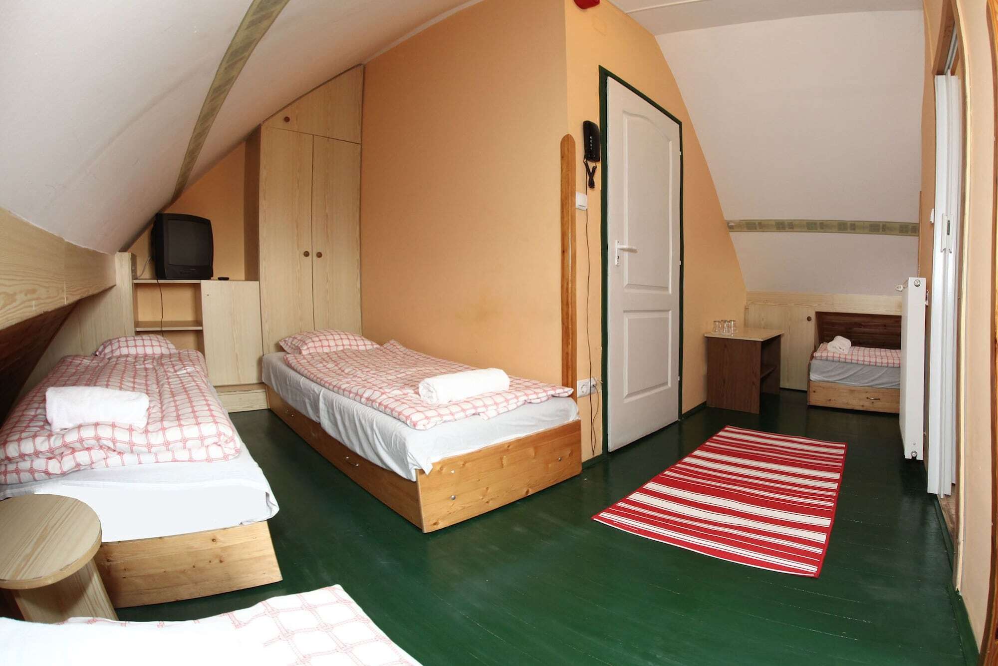 에게르 Csillagtura Panzio B&B 외부 사진